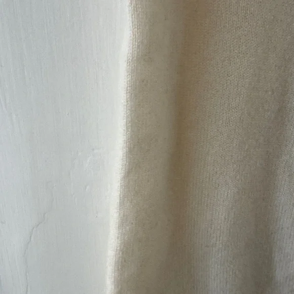 Quince Cashmere Knit in Cream - Picture 4 of 4